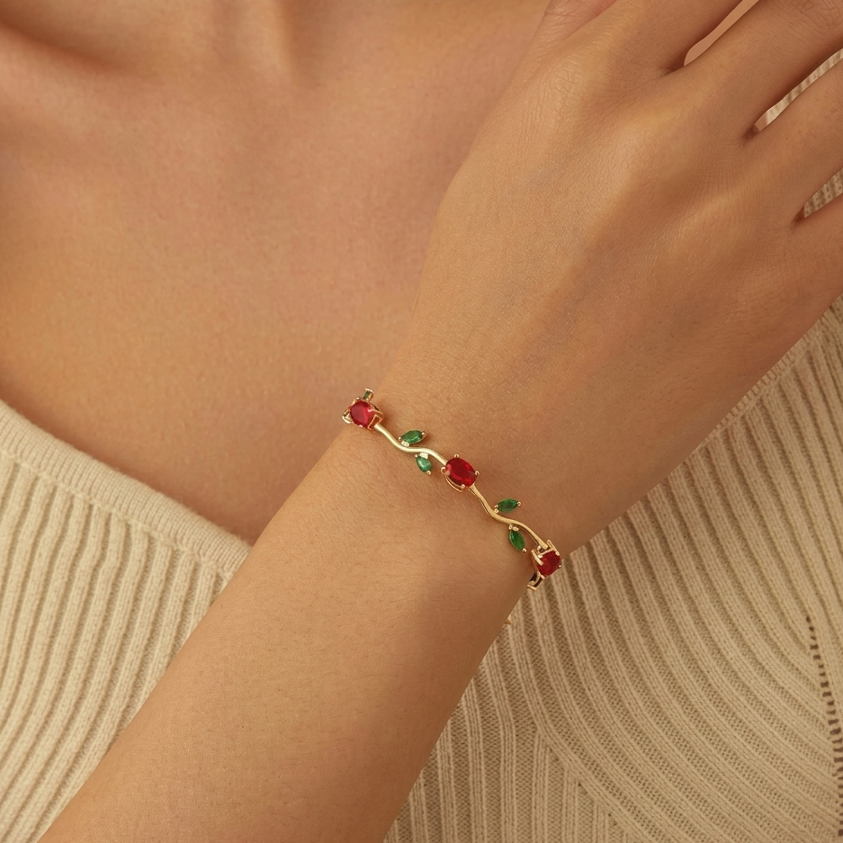 Red Tulip Floral Bracelet: 18k Gold plated