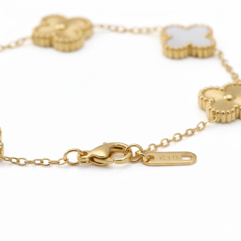White Clover Bracelet: Anti-Tarnish Gold Plated