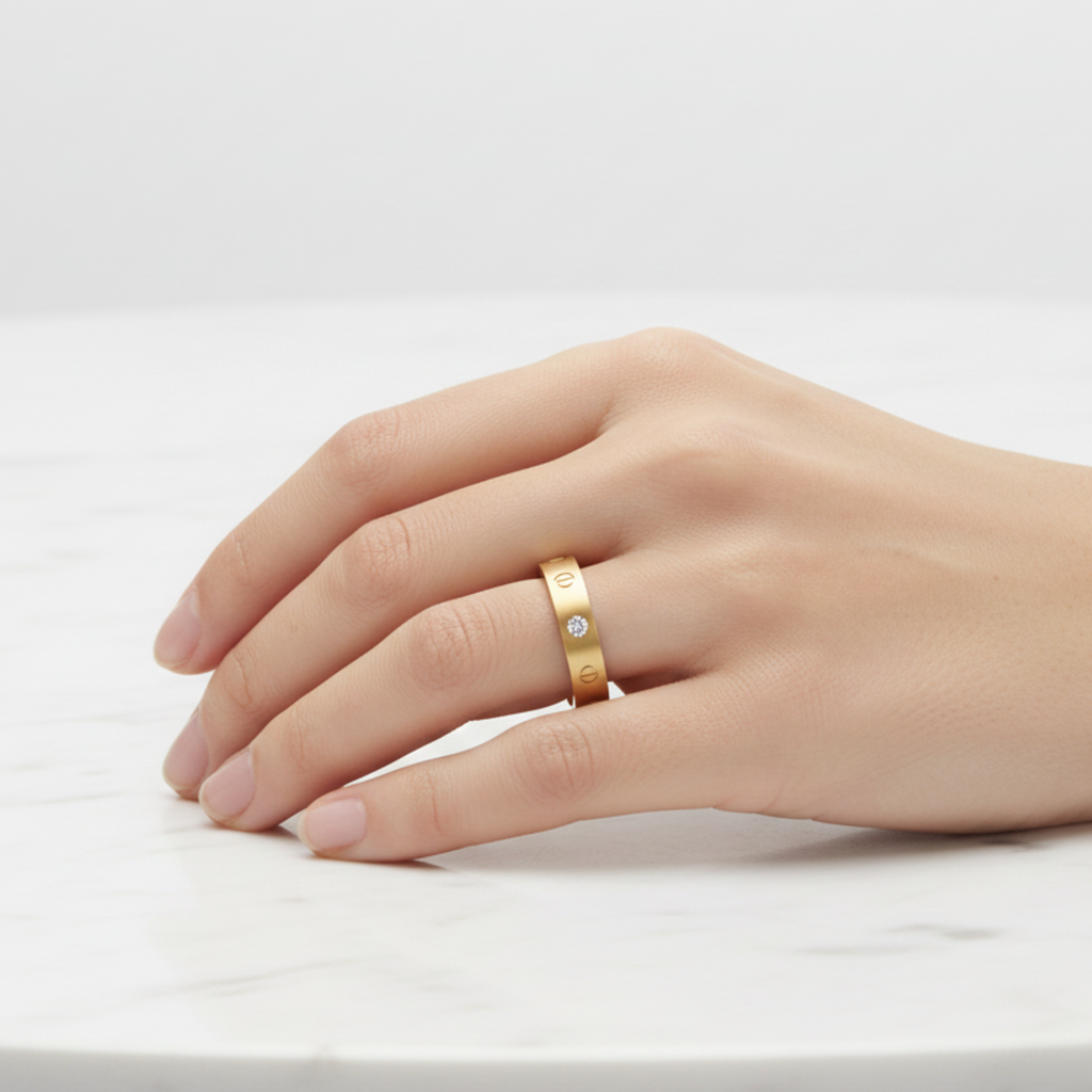 Band ring: Anti-tarnish gold plated